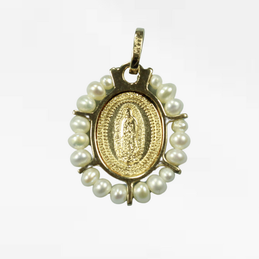 Medalla Oval Virgen de Guadalupe Troquelada con Perlas